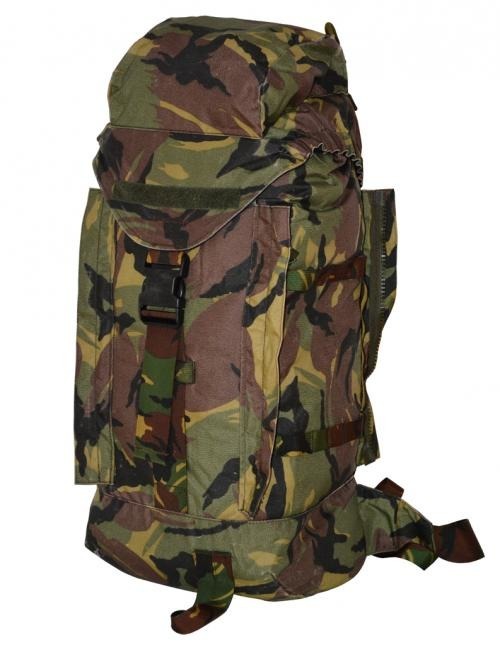 BACKPACK WITHOUT SIDE POCKETS - STRIKE - 40 L - MILITARY SURPLUS DUTCH ARMY - DPM CAMO - USED