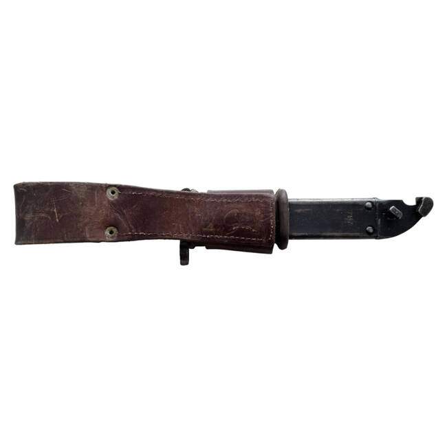 BAYONET, PARATROOPER MILITARY KNIFE - V4 - WITH LEATHER SHEATH - ROMANIAN ARMY MILITARY SURPLUS - IN GOOD CONDITION