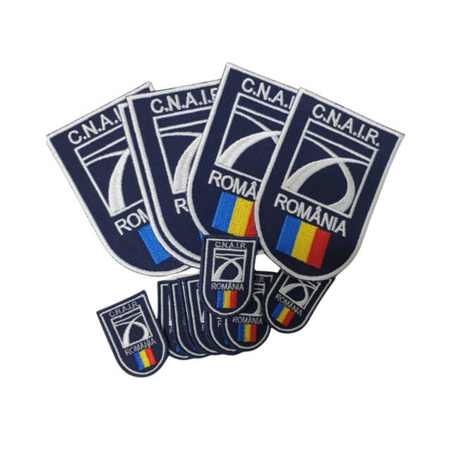 Emblema C.N.A.I.R. brodata pe suport bleumarin, cu aplicare Velcro (cu scai) - 4x3 cm