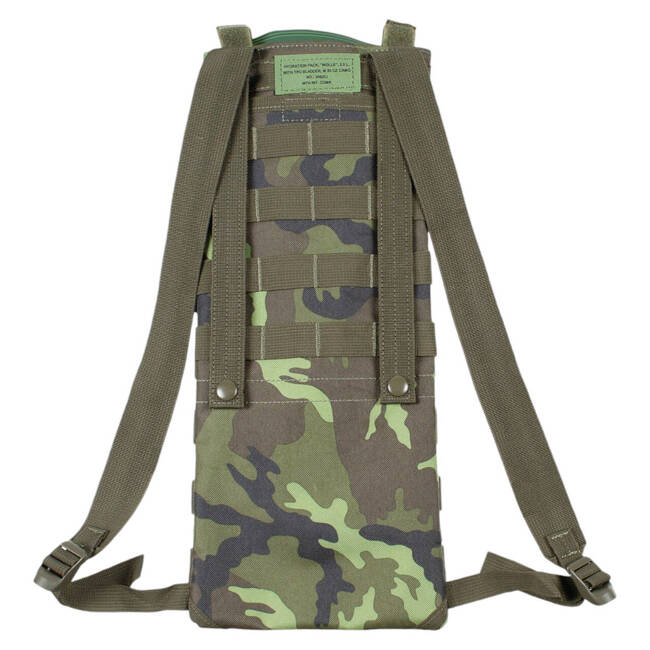 HYDRATION BACKPACK SET WITH BLADDER AND INTERCHANGEABLE MOUTHPIECE - MOLLE SYSTEM - CZ M95 CAMO - 2,5 L - MFH 