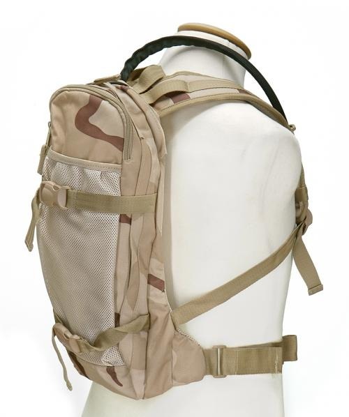 HYDRATION PACK 3-COLOUR DESERT CAMO IMPORT 2.5 L