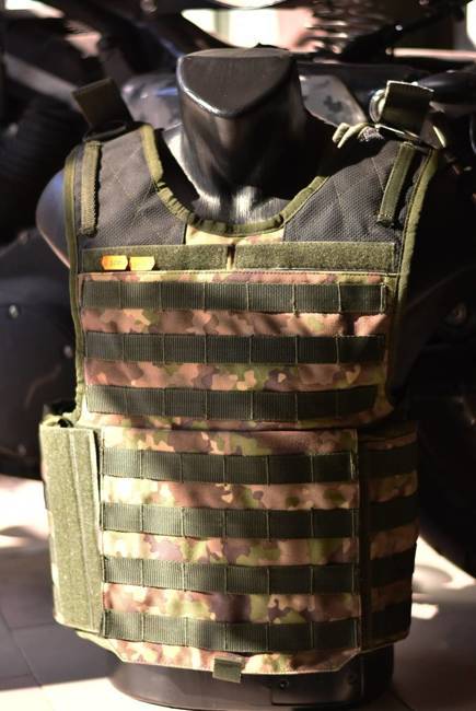 MOLLE TACTICAL VEST, PROTECTION LEVEL IIIA - COMBAT CAMOUFLAGE - MILITARY SURPLUS ROMANIAN ARMY - LIKE NEW