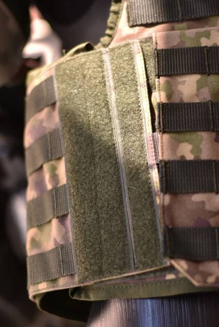 MOLLE TACTICAL VEST, PROTECTION LEVEL IIIA - COMBAT CAMOUFLAGE - MILITARY SURPLUS ROMANIAN ARMY - LIKE NEW