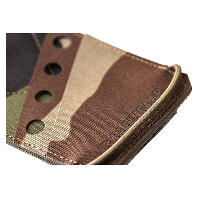 MULTIFUNCTIONAL ID CARDHOLDER - CCE CAMO - CLAWGEAR