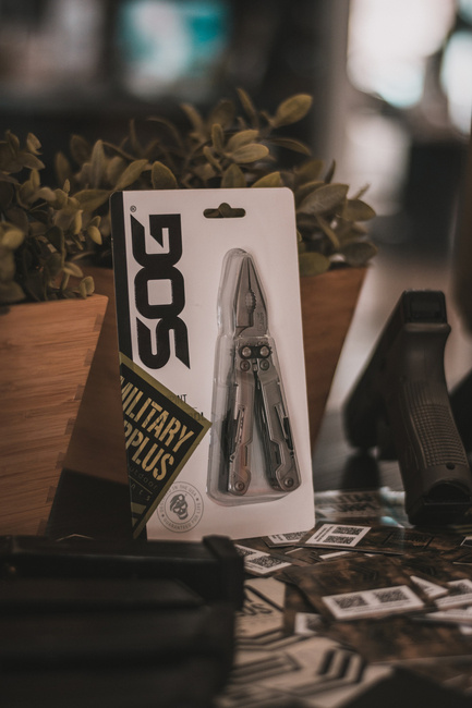 SOG POWERPINT MULTITOOL