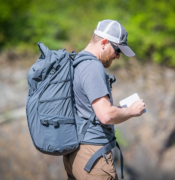 Backpack SUMMIT BACKPACK® - ADAPTIVE GREEN 